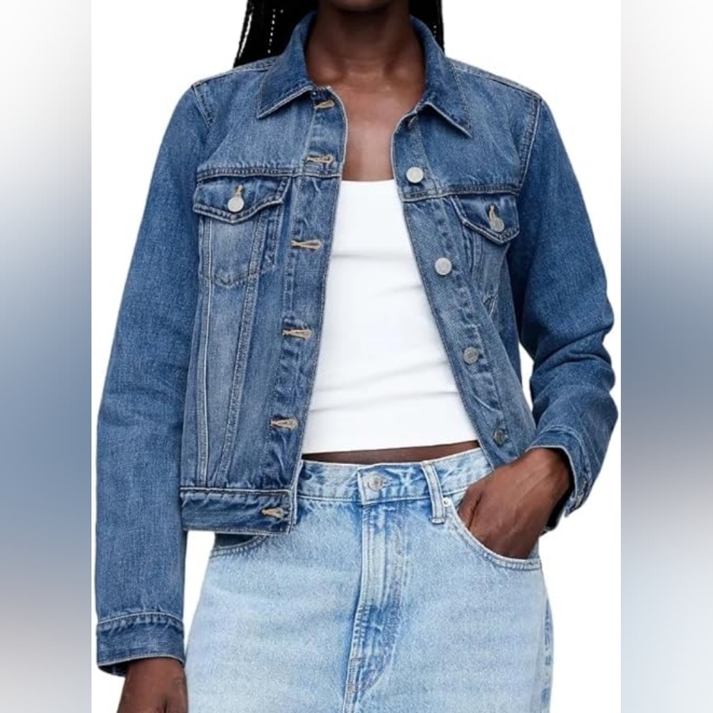GAP Large Dark Blue Jean Jacket Like NEW!
